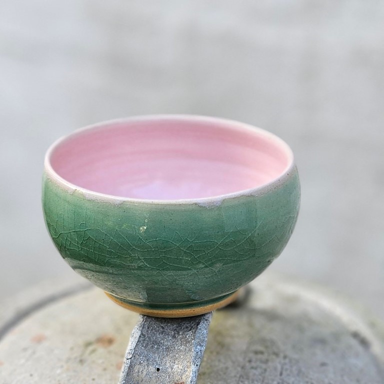 kugleskål mørkegrøn lyserød